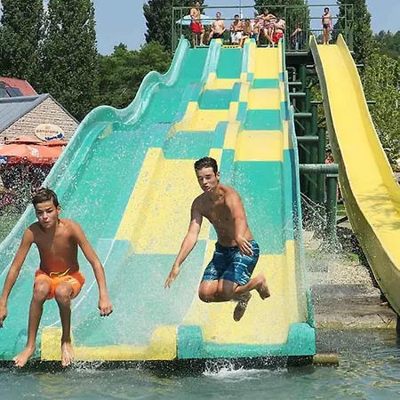 Balatonfuzfo/balaton 27729